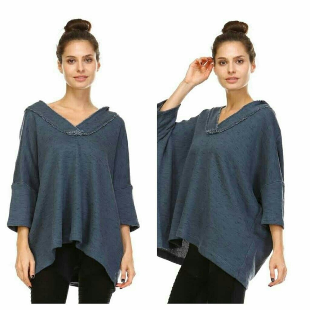 Hooded tunic